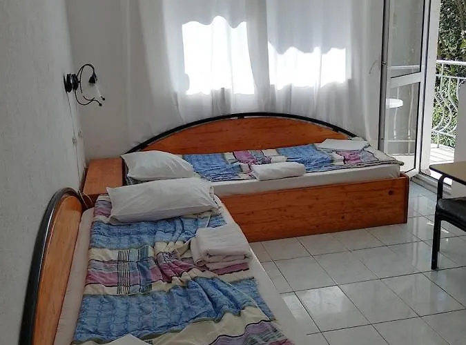 Lurd Family Hotel 2*