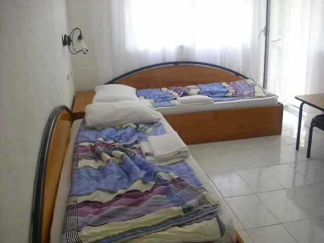 Lurd Family Hotel 2*